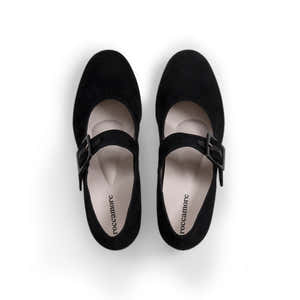 Elisa Black