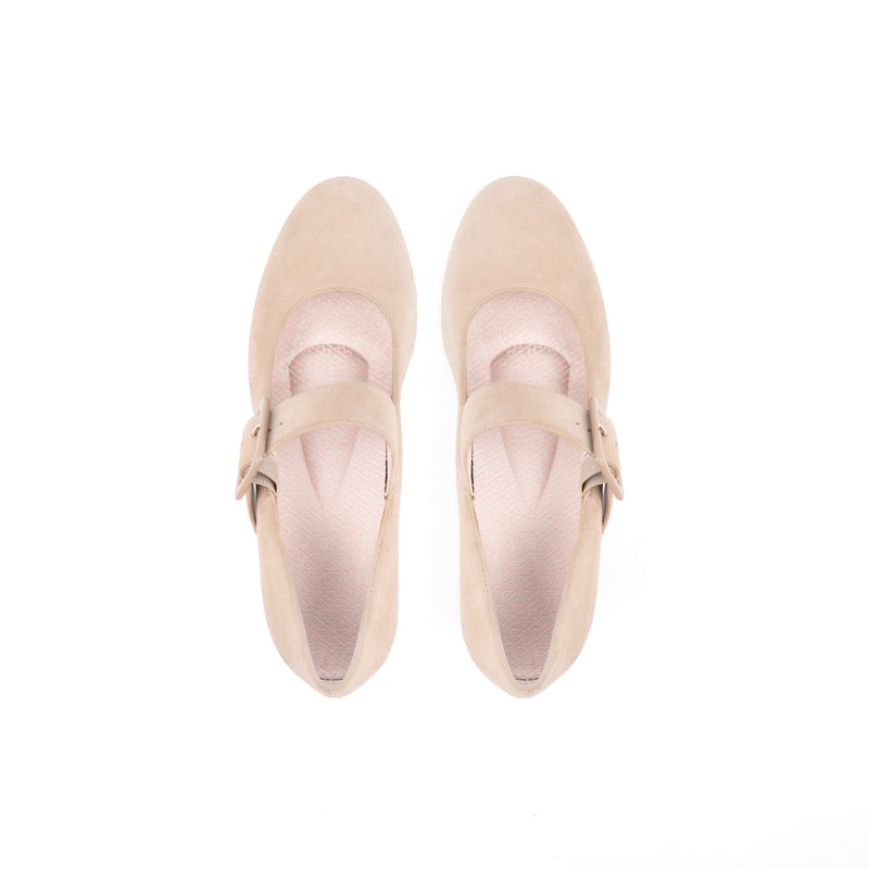 Elisa Beige