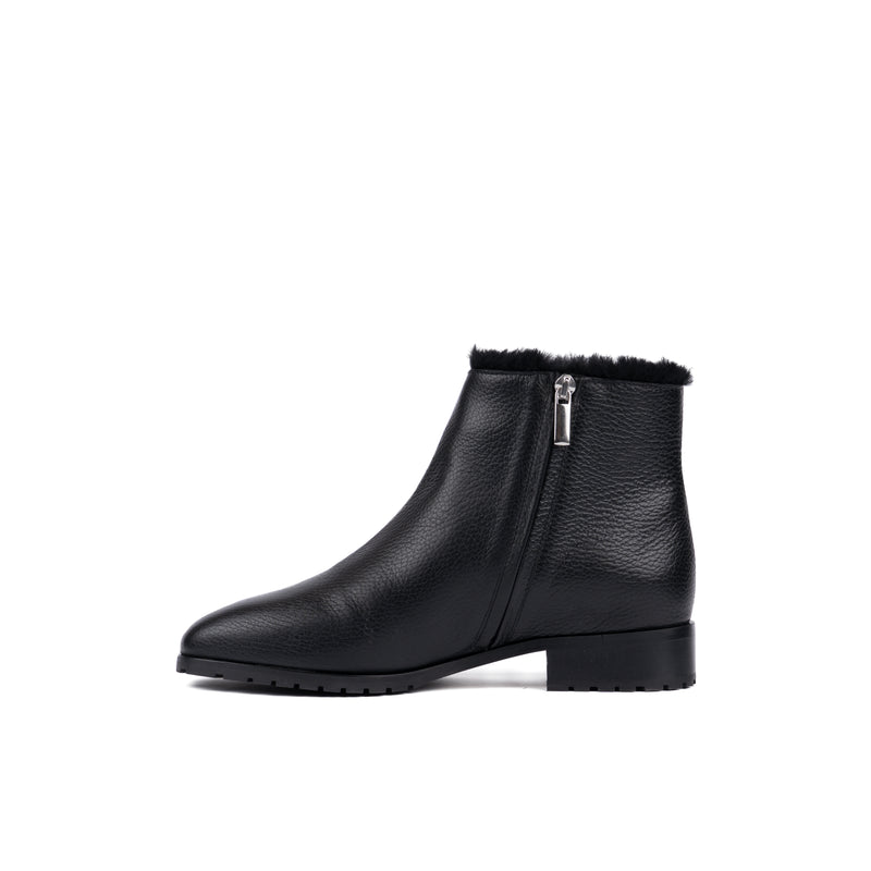 Sigrun Winter Pebbled Black