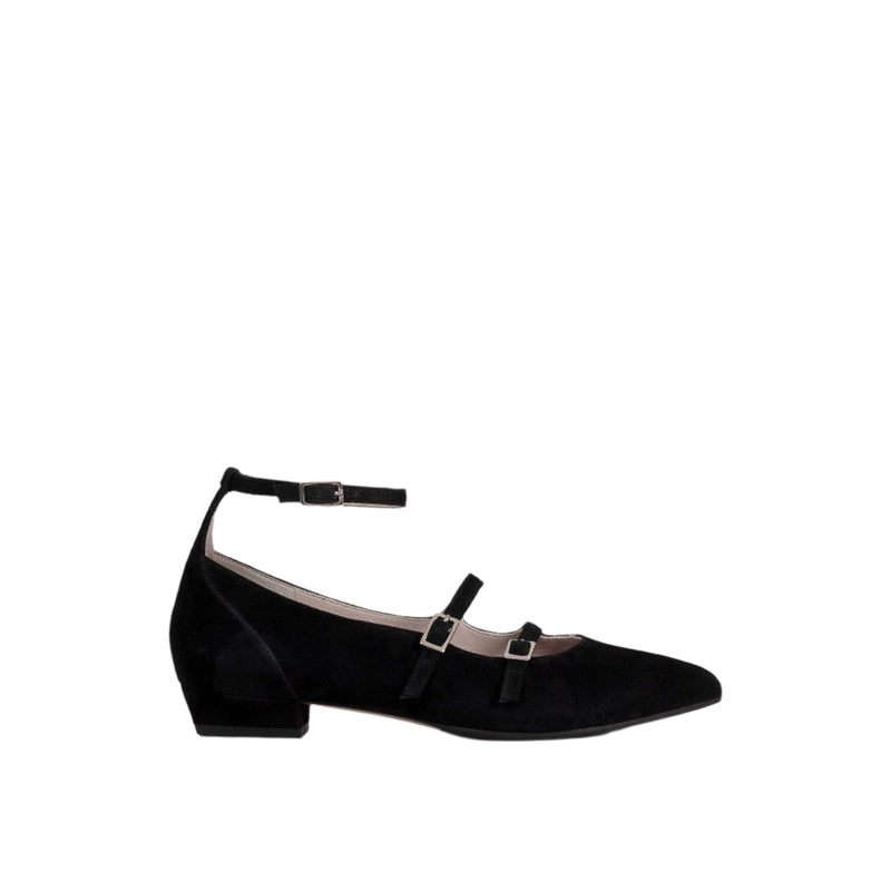 Dea Black