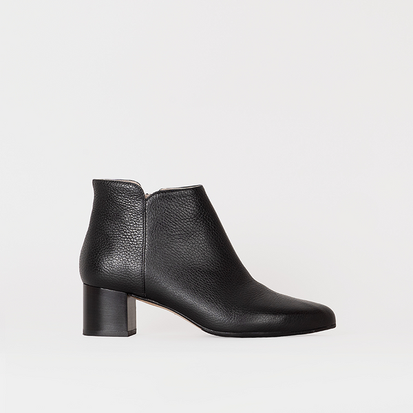 black diane boot medium heel from roccamore