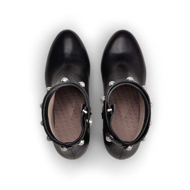 Halle Boot Pearl
