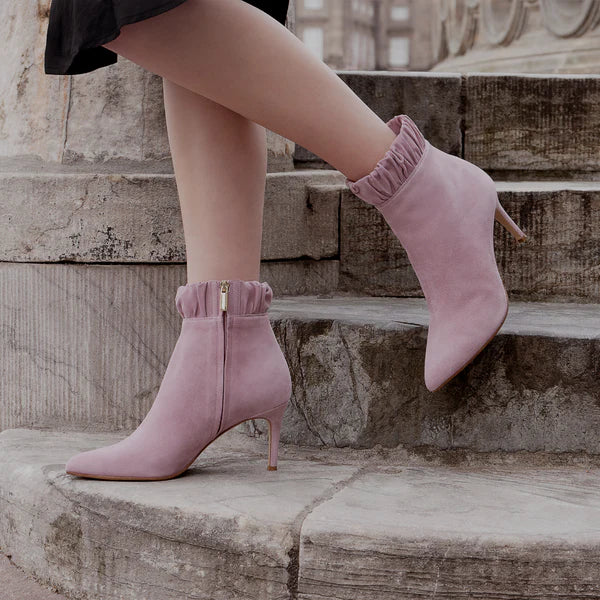 rose roccamore boots on stairs